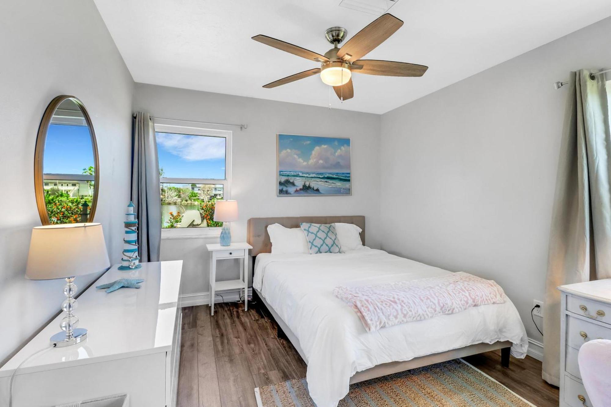 ליבוניה Inviting Lakeview Home L Pool L Close To Beaches מראה חיצוני תמונה