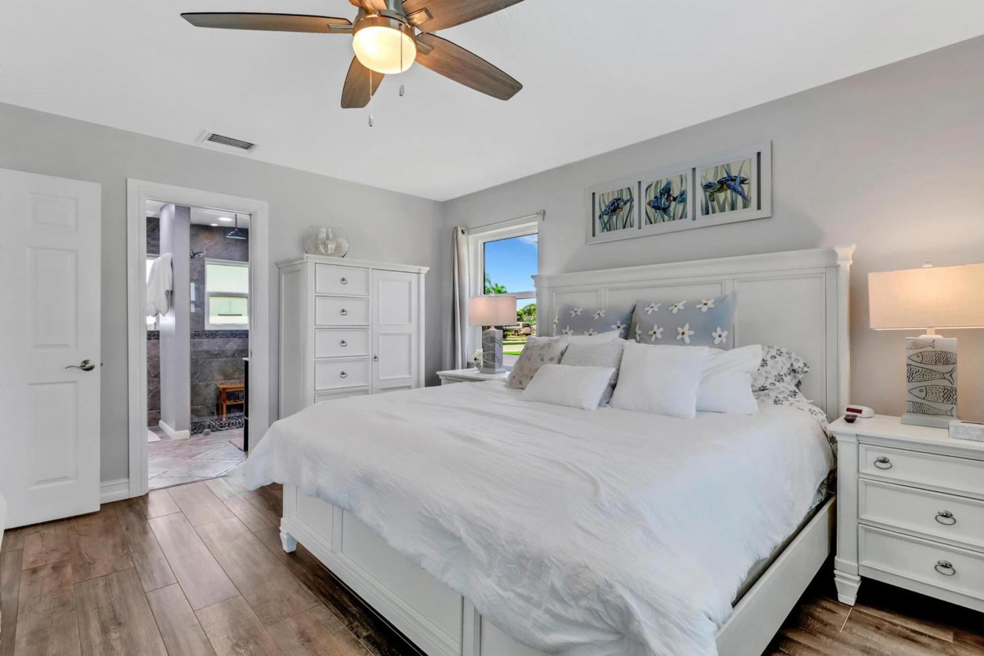 ליבוניה Inviting Lakeview Home L Pool L Close To Beaches מראה חיצוני תמונה