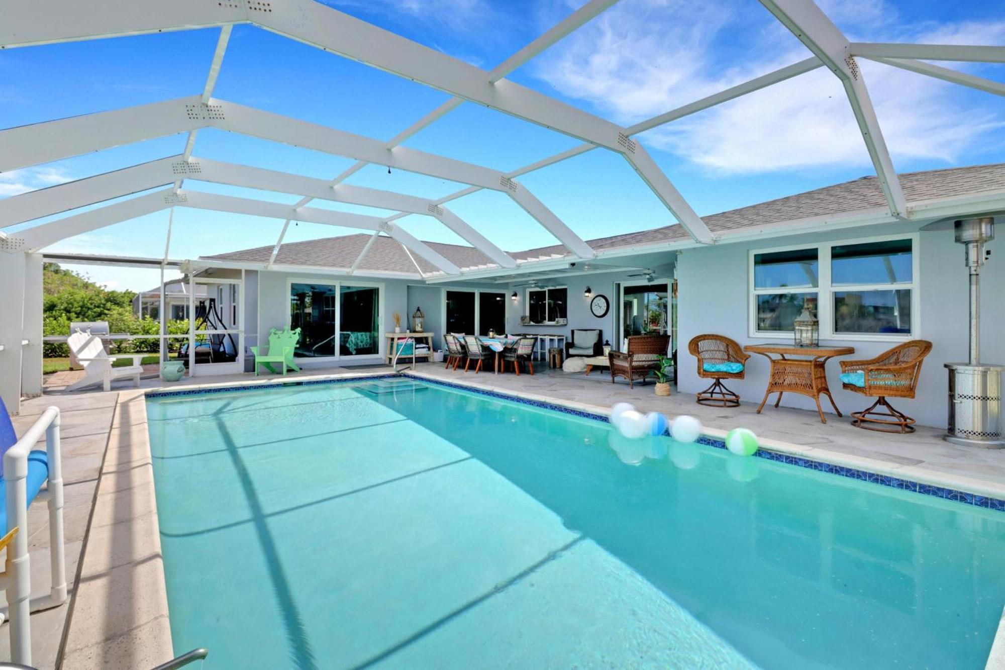 ליבוניה Inviting Lakeview Home L Pool L Close To Beaches מראה חיצוני תמונה